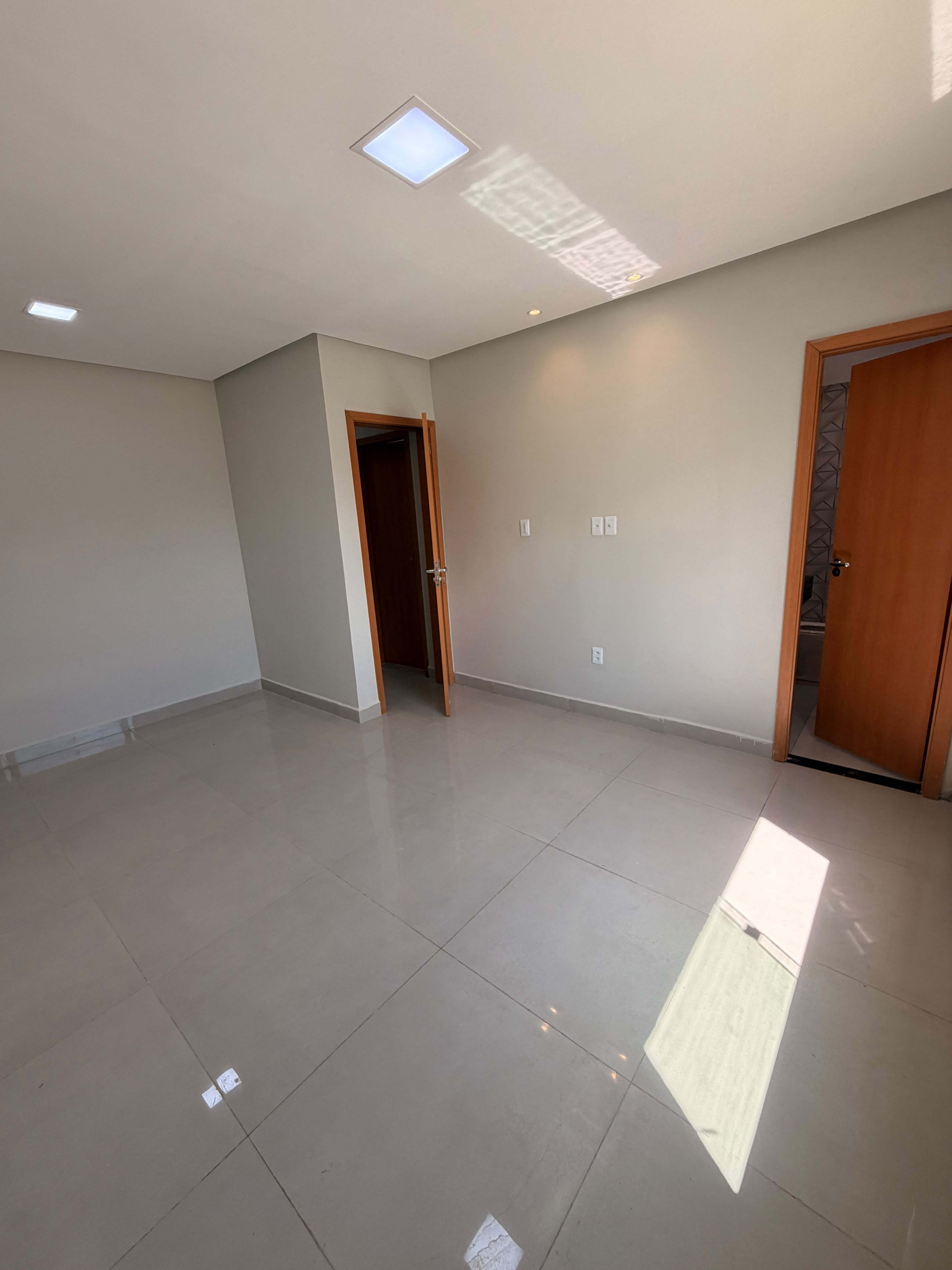 CASA TÉRREA À VENDA | CONDOMÍNIO PORTO MARINA RESIDENCE