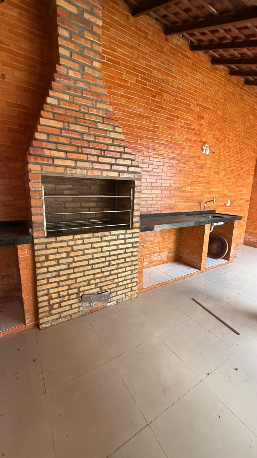 VENDE-SE | CASA DUPLEX NO RESIDENCIAL VILLA FIRENZE