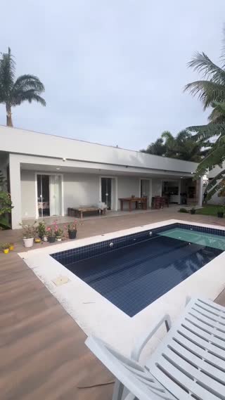 Casa aconchegante com piscina em Itaúna